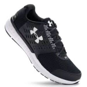 Under Armour size 9 Black and White Athletic Shoes